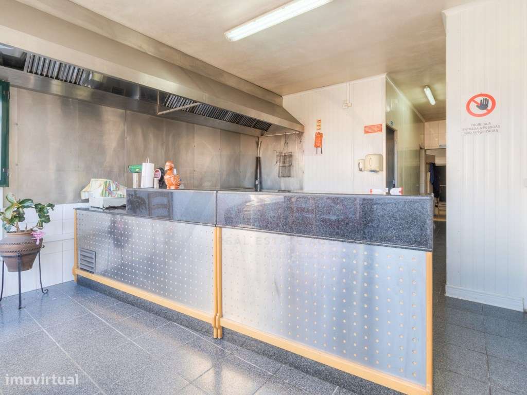 Restaurante/Churrasqueira - Grande imagem: 4/25