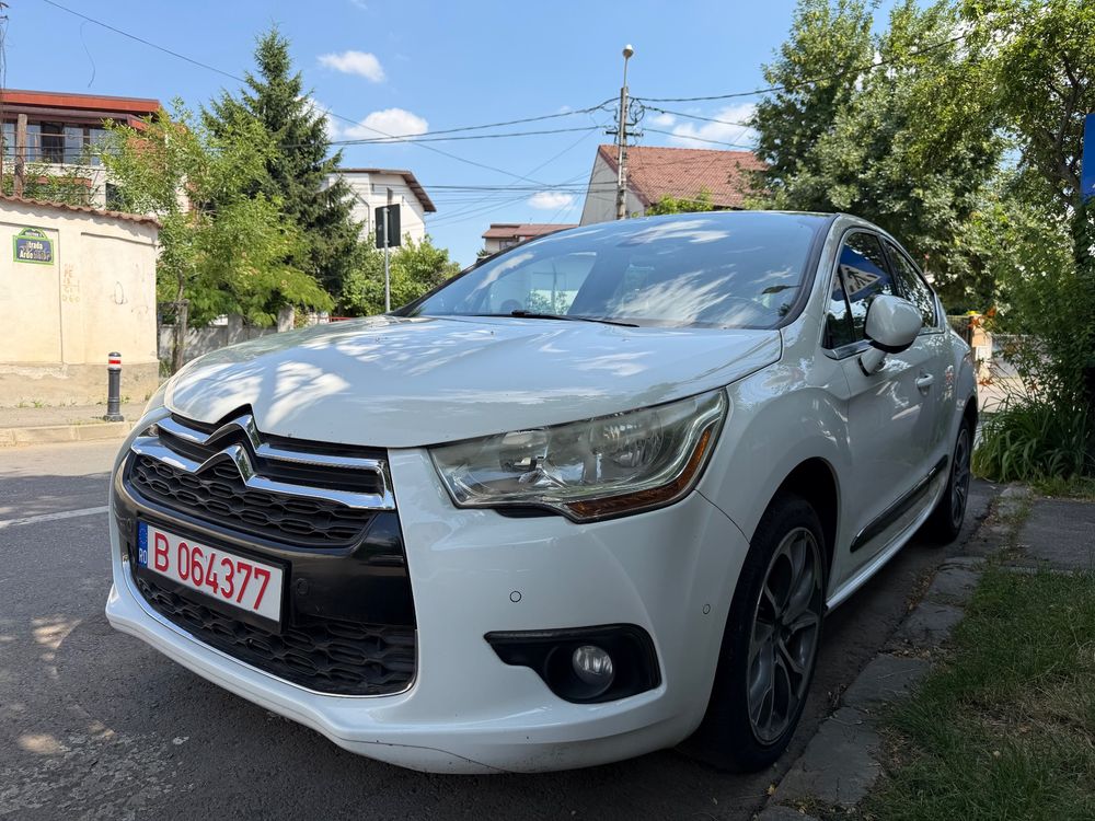 Citroën DS4 THP 200 SportChic 2012