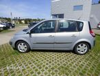 Renault Scenic 2.0 16V Privilege - 9