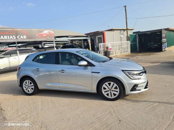 Renault Mégane 1.5 Blue dCi Intens - 6