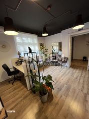 Spatiu Birou l Apartament Romana | Ultracentral | Intrare Separata - Imagine principală: 4/19