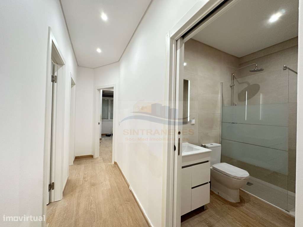 Exclusivo T3 de Luxo no Lumiar - Elegância, Espaço e Sofisticação - Grande imagem: 4/33