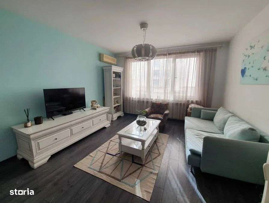 Calea Victoriei vanzare 2 camere, bloc 1960, mobilat modern, et. 4.