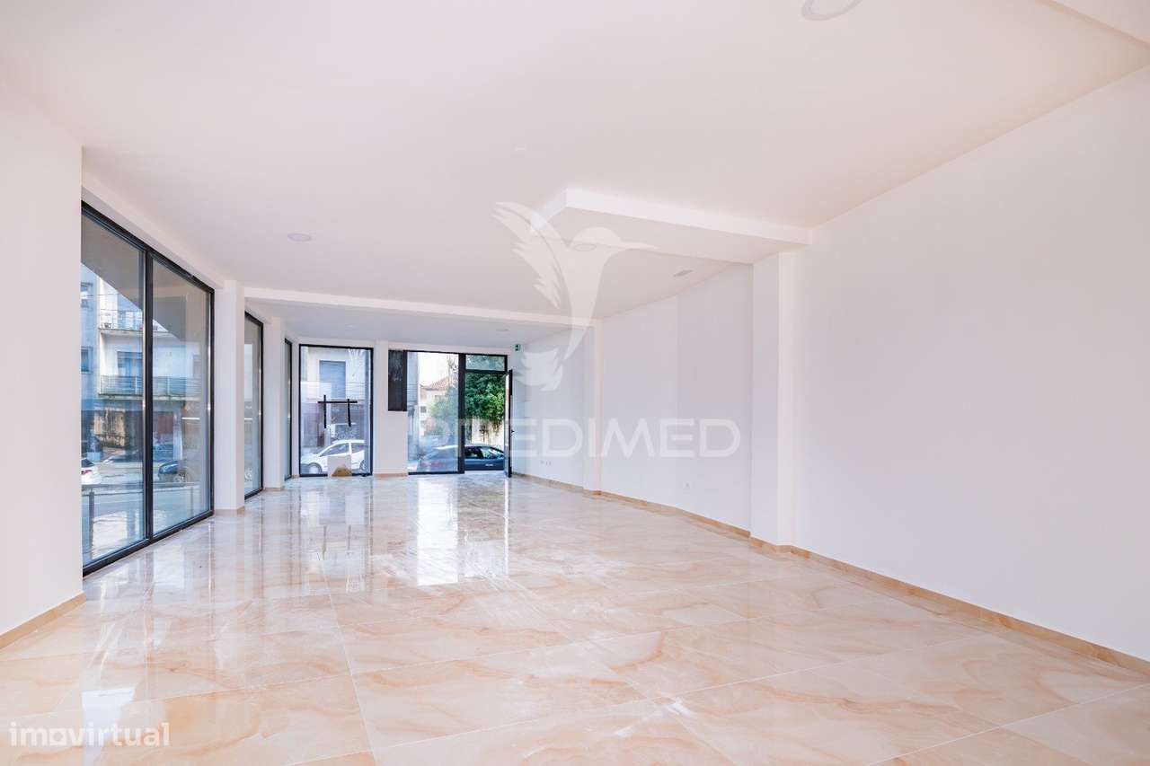 Loja para comercio e serviços com 81.40 M2 centro da vila, Arco de... - Grande imagem: 4/14