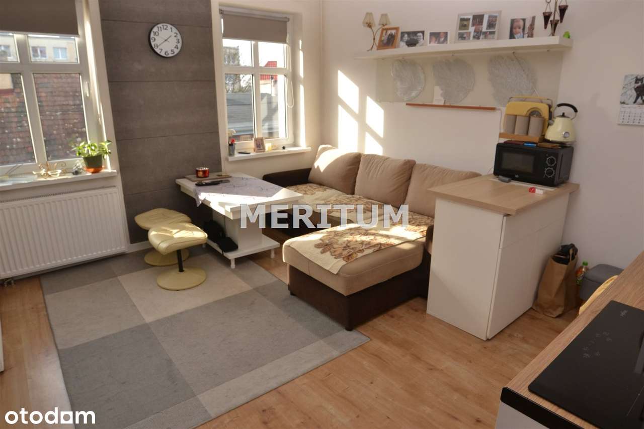 Dwa pokoje, 2 piętro, Szwederowo-1