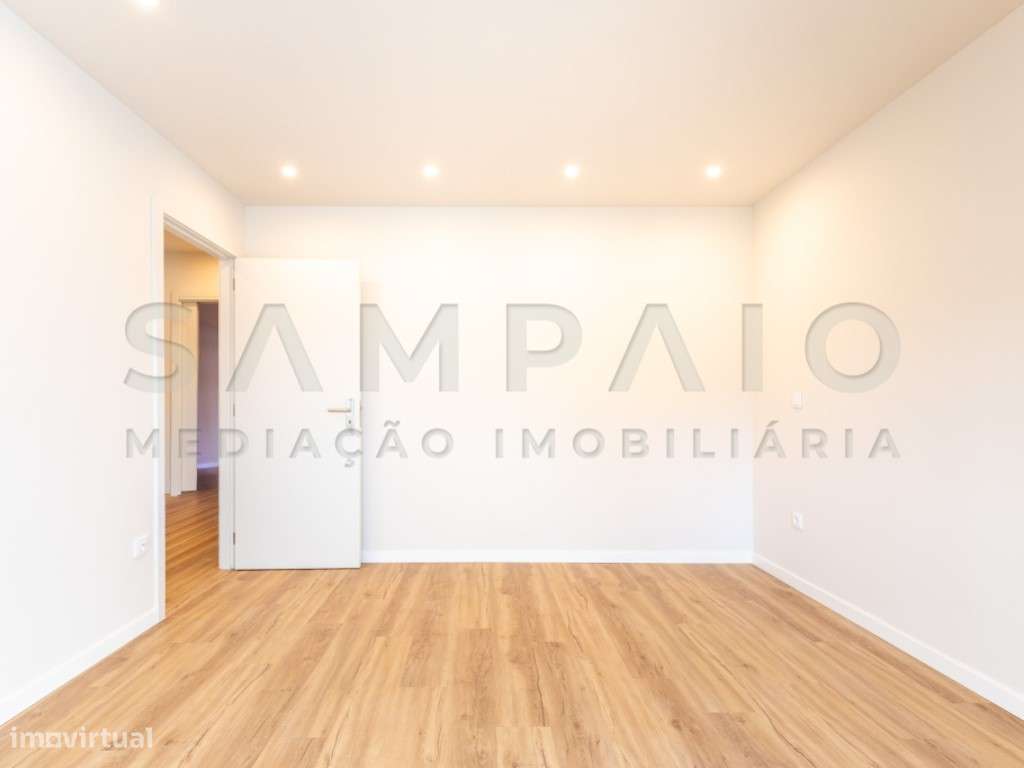 Apartamento T2 - Valbom - Renovado!-17