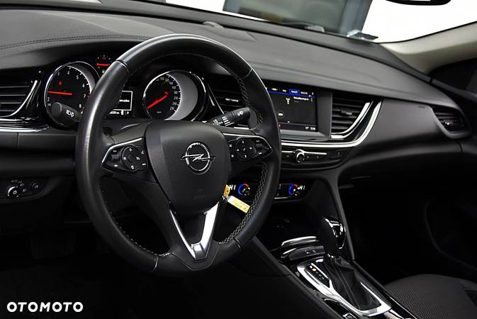 Opel Insignia 1.5 T Innovation S&S - 13