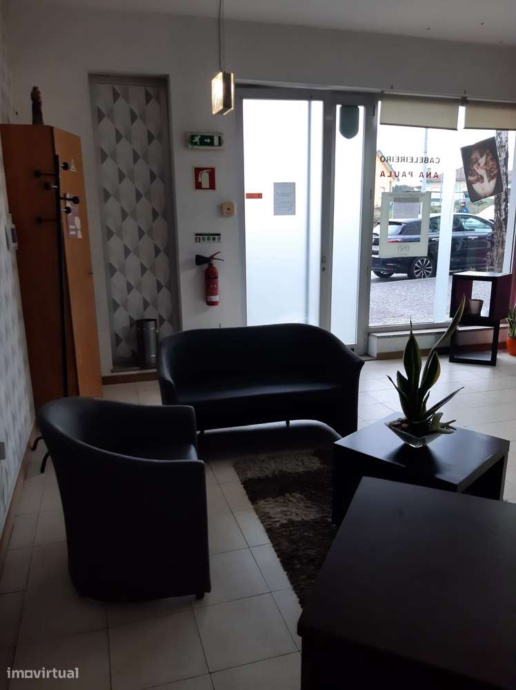 Trespasse de Cabeleireiro Unissexo – Gueifães (Maia) - Grande imagem: 4/4