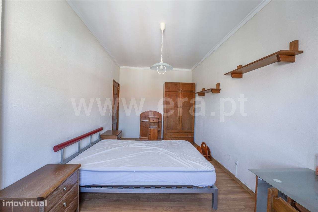 Apartamento T2; Cruz de Pau-10