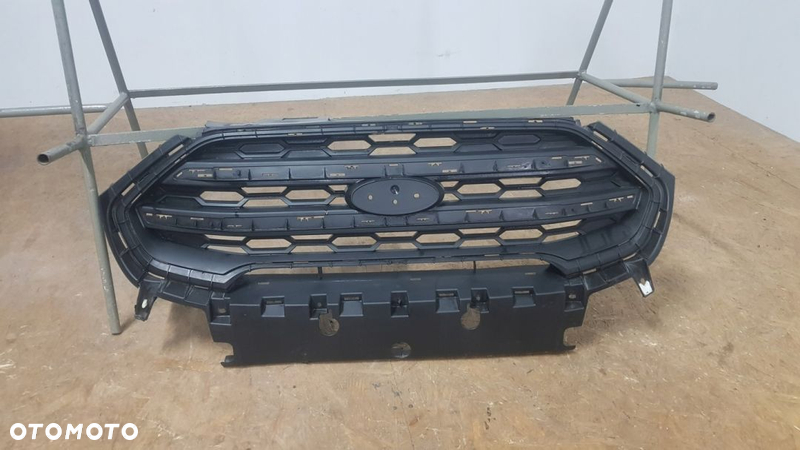 FORD ECOSPORT LIFT GRILL ATRAPA PRZEDNIA PRZÓD - 1