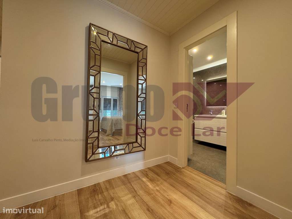 Apartamento T2 c/ piscina - Condominio Privado-25