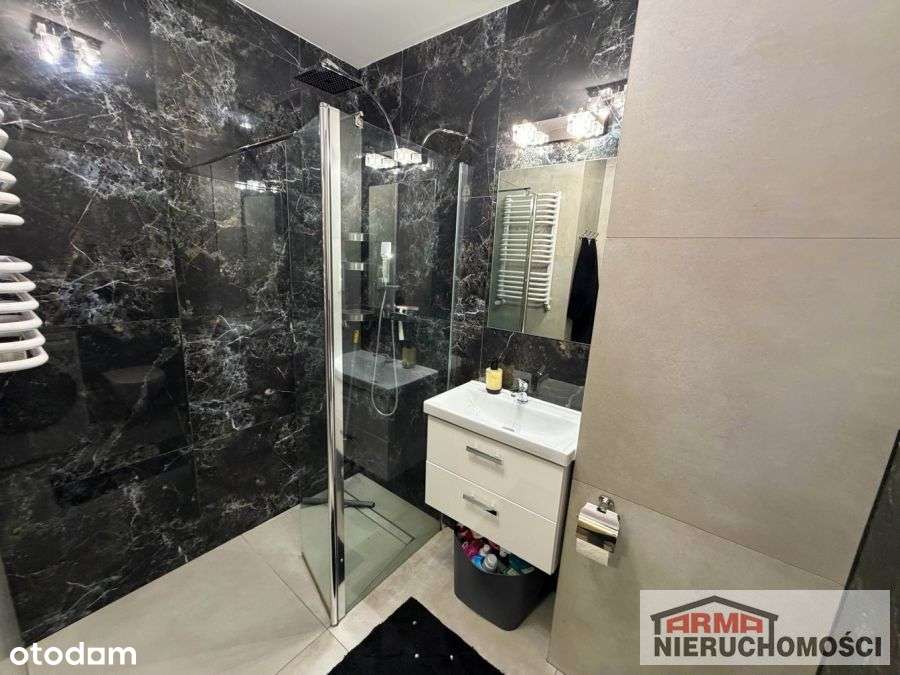 Mieszkanie 2 Pokojowe Z Piwnicą I Miejscem Postojo-9