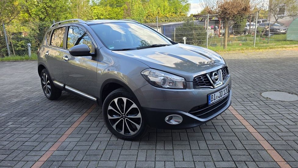 Nissan Qashqai I 2.0 Tekna 2011