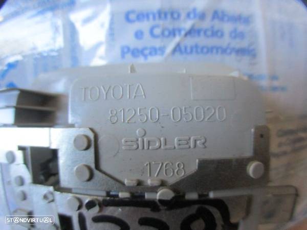 Luz De Teto Plafonier 8125005020 TOYOTA AVENSIS 2004 2.0 D4D 115CV 5P PRETO 4 PINOS - 3