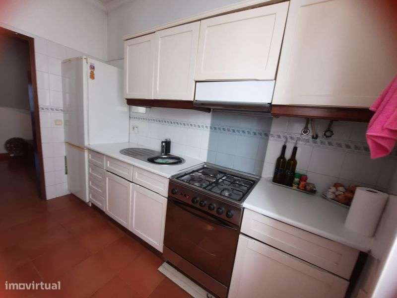 T1 Arrenda campo de Ourique - Grande imagem: 4/5