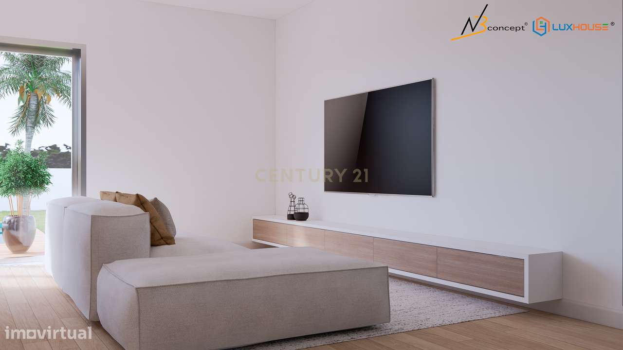 Moradia T4 em banda  com Piscina, Fernão Ferro-10