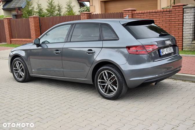 Audi A3 1.6 TDI - 9