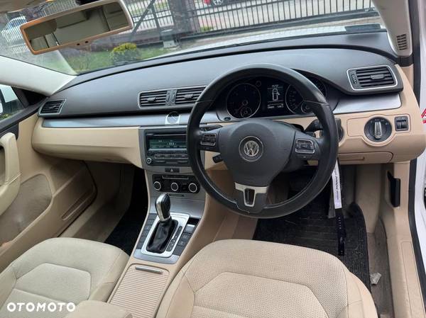 Volkswagen Passat 2.0 TDI Comfortline DSG - 6