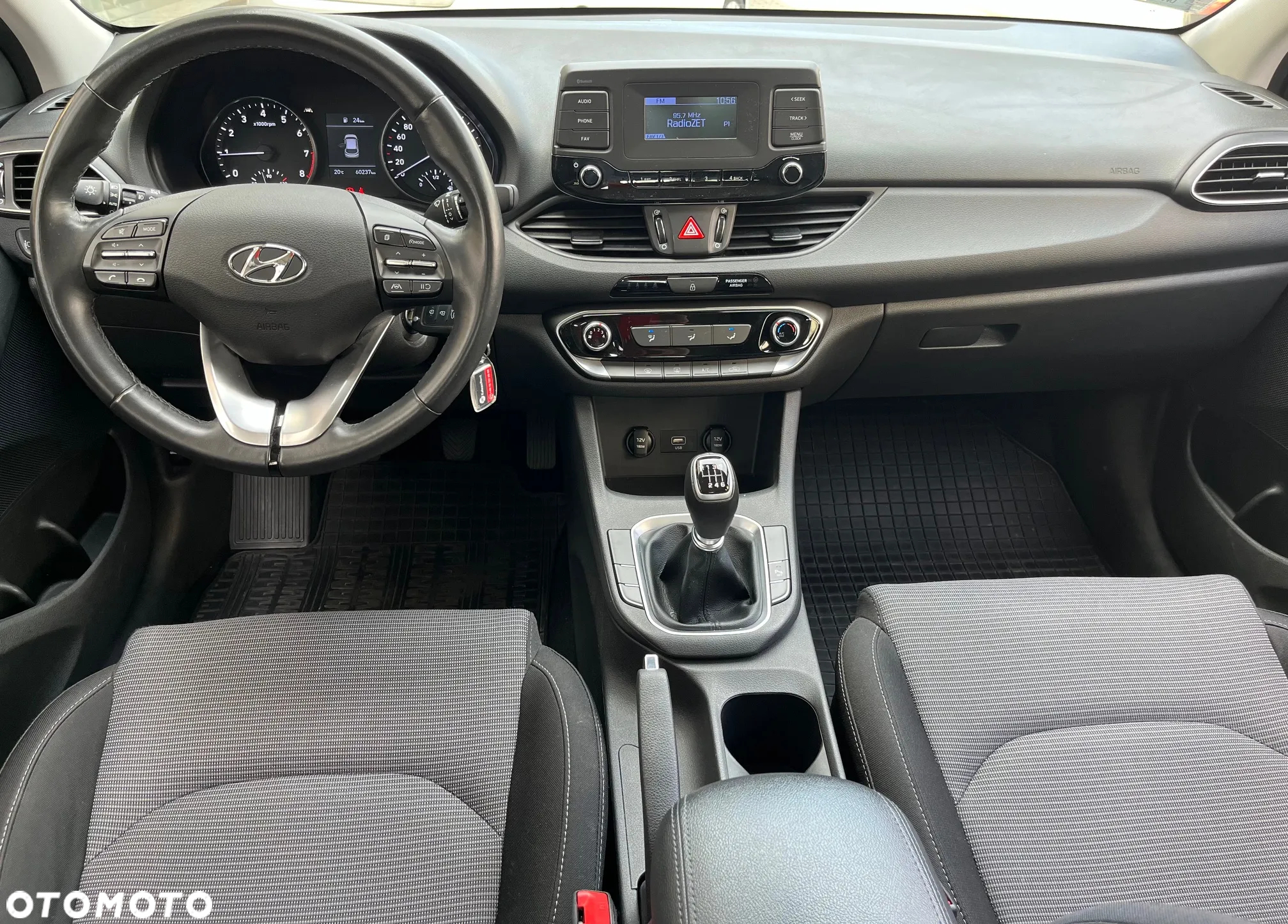 Hyundai I30 1.5 DPI Classic + - 7