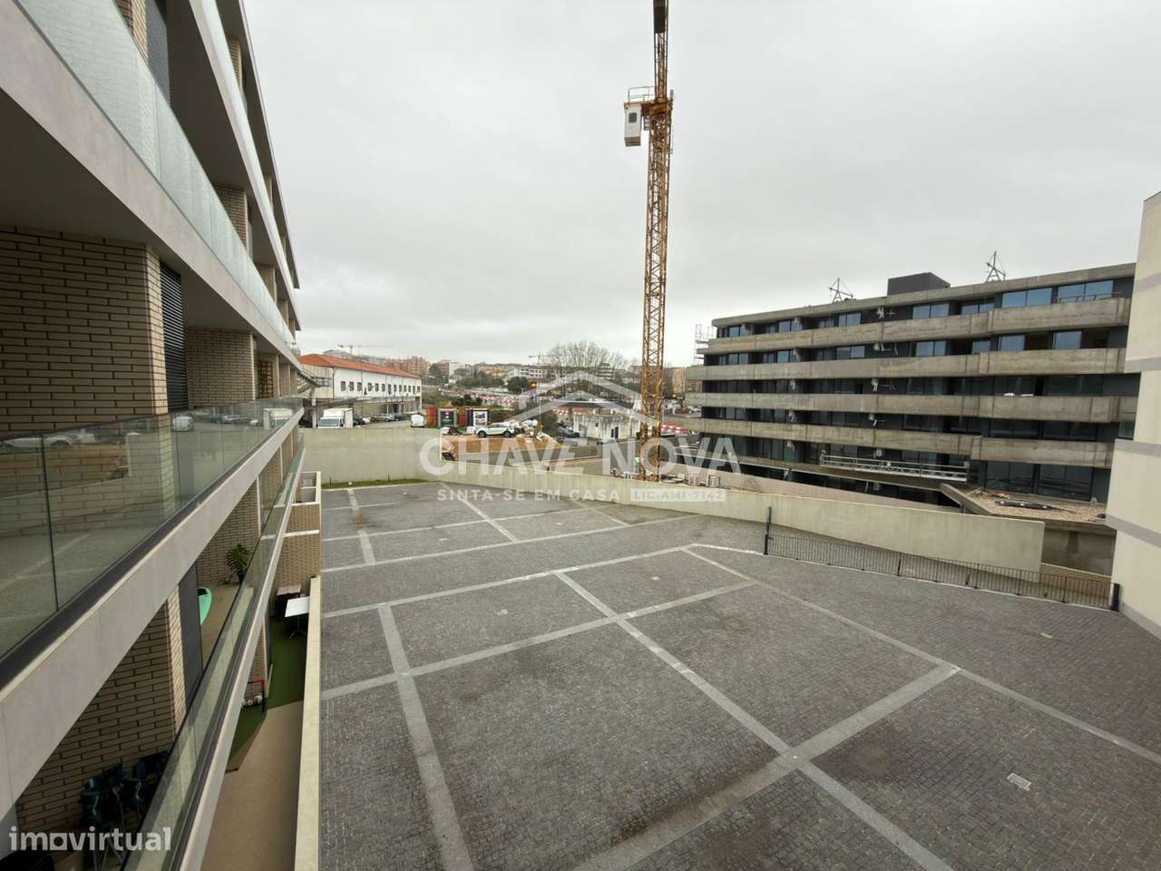 Apartamento T1+1 Santa Marinha de 2023 ao Arrábida Shopping VL8-32