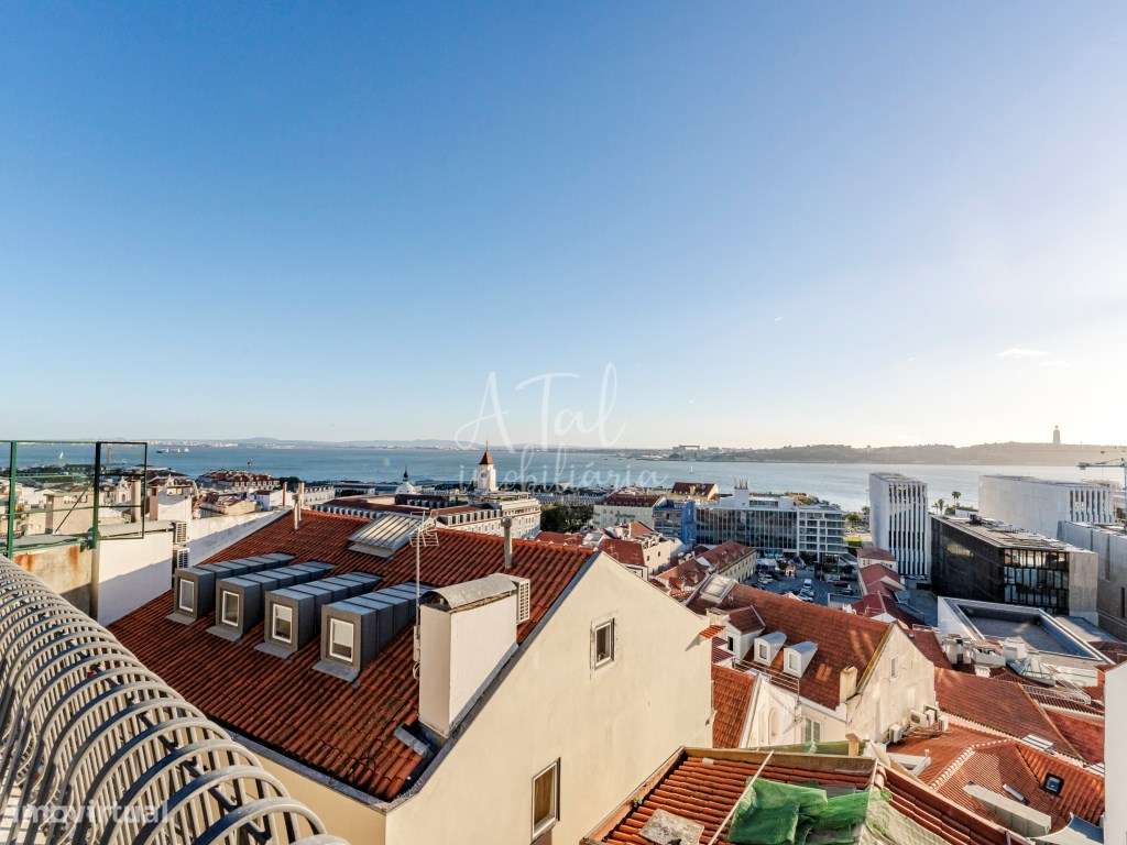 SANTA CATARINA APARTAMENTO DE LUXO T1-6