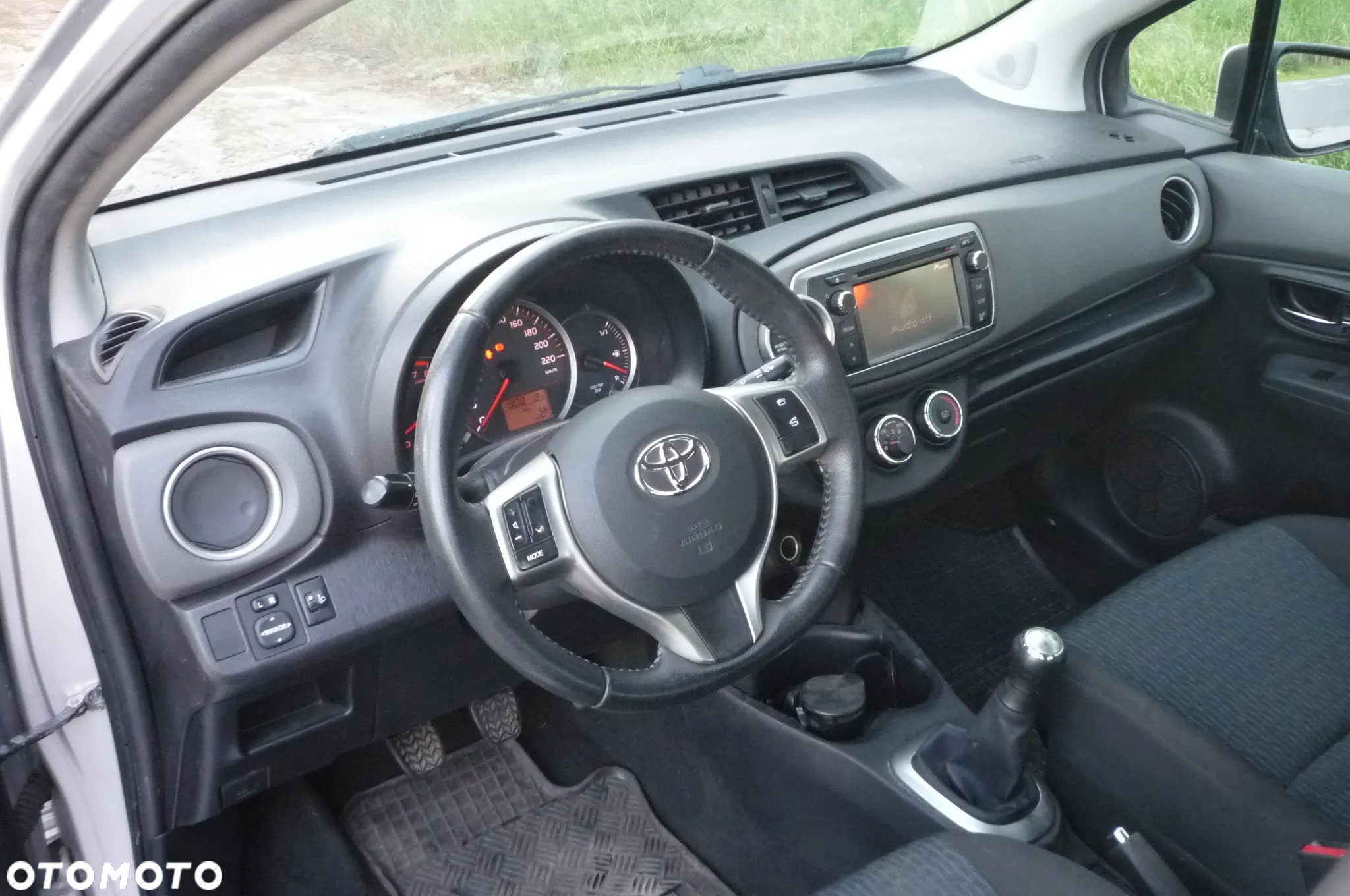Toyota Yaris 1.0 VVT-i Comfort - 4