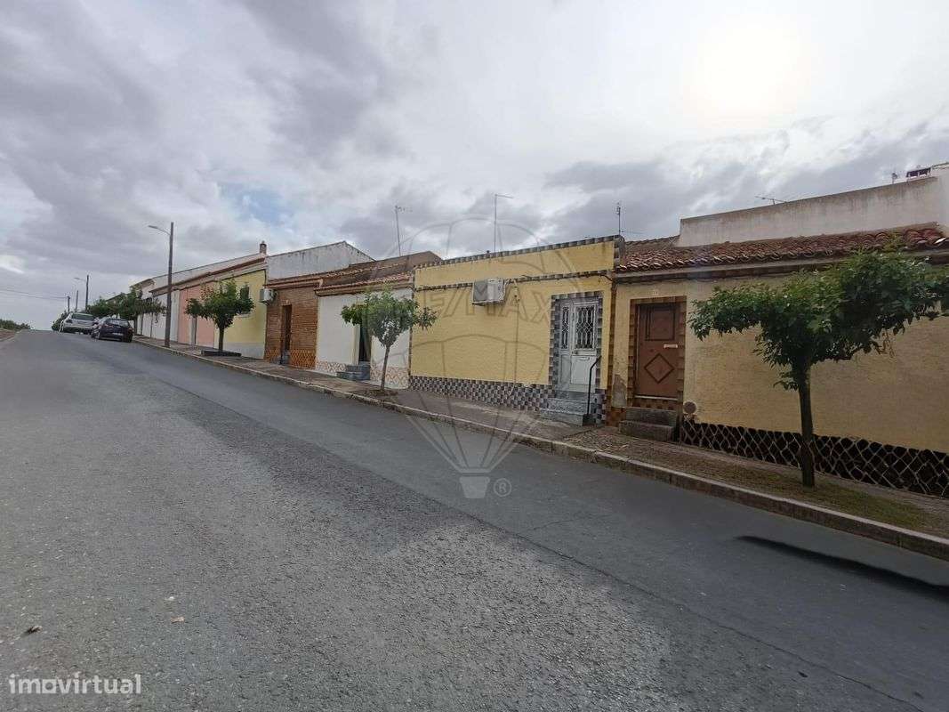 Moradia T2 para venda - Grande imagem: 2/30