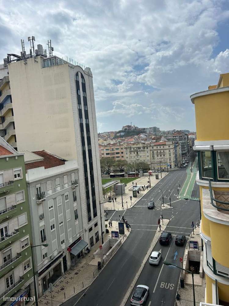 Prédio Residencial - 14 Fracções-5