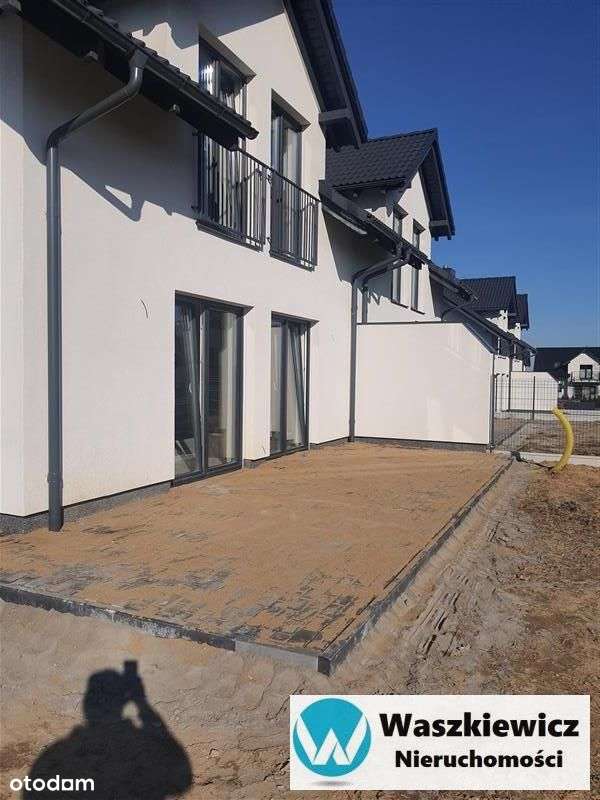 dom z piękną działką-12