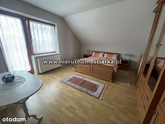 Ładny i zadbany dom w pięknej okolicy Pogrzebień-16