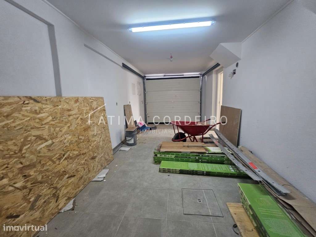 Moradia Isolada T4 Duplex Venda Almada-8