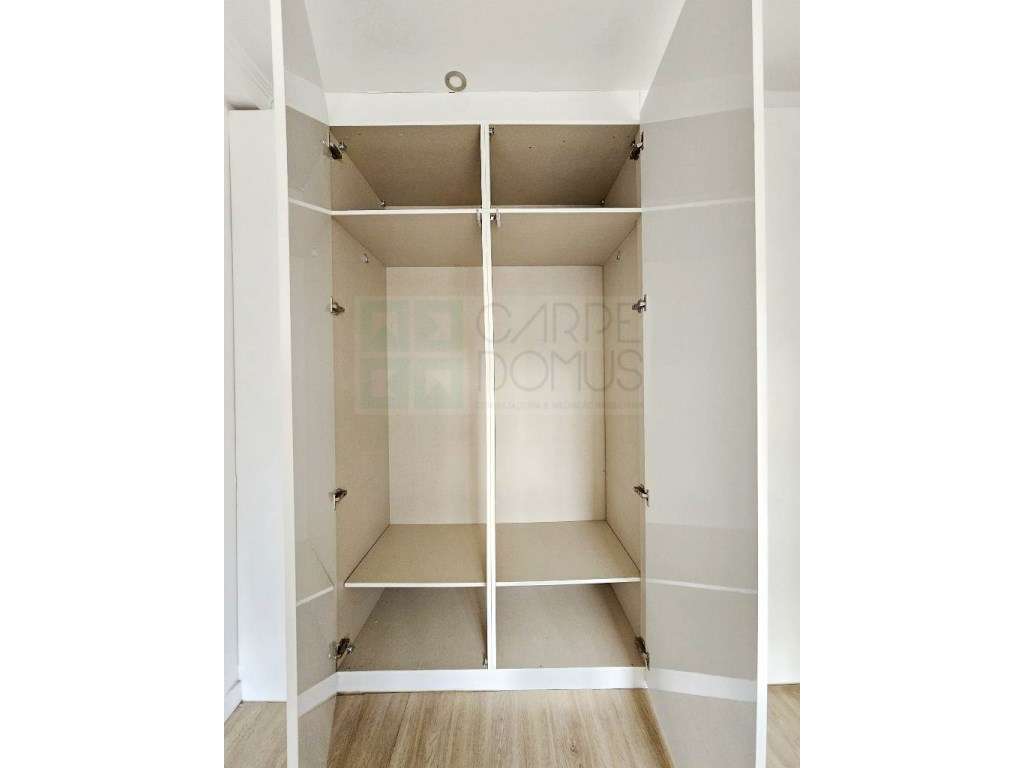 Espaçoso apartamento T3 na Ramada, Odivelas-24