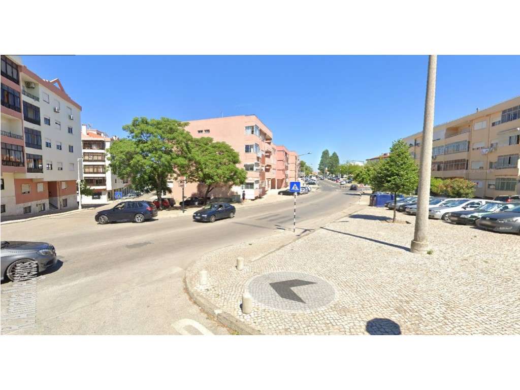 Espaço comercial em Amora - Grande imagem: 4/6