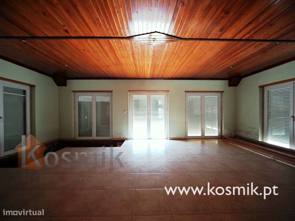 Moradia bifamiliar de Luxo para recuperar V5 + V5 :: Bucelas - Lour...-7