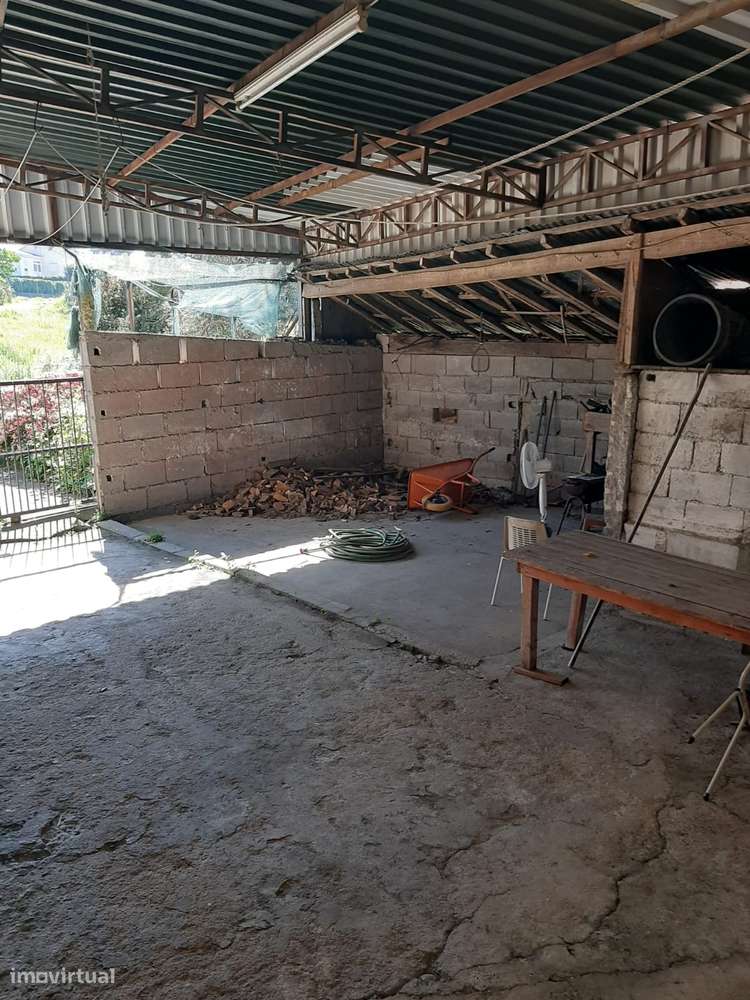 MORADIA E TERRENO CENTRO SÃO MARTINHO RECEZINHOS PENAFIEL-9