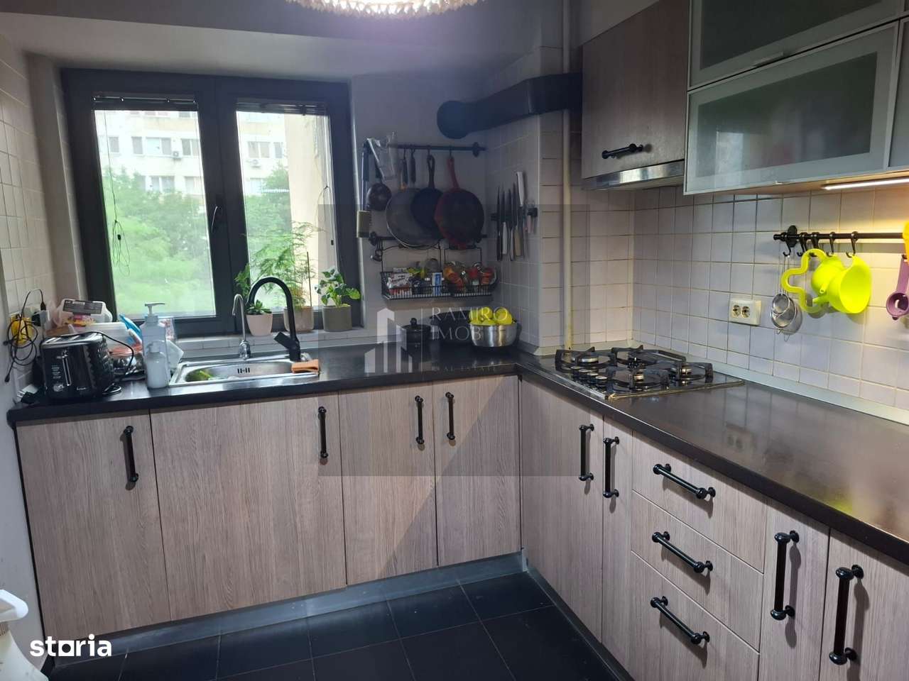 3 CAMERE ALEXANDRU OBREGIA/RENOVAT 1980