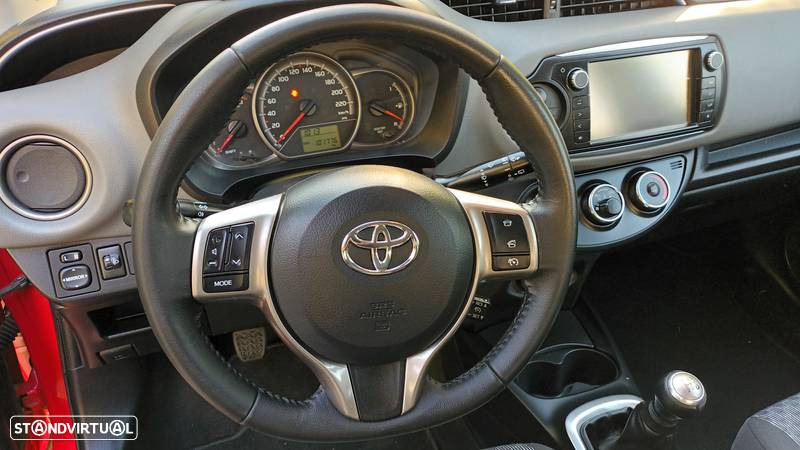 Toyota Yaris 1.0 VVT-i Comfort+P.Style - 13