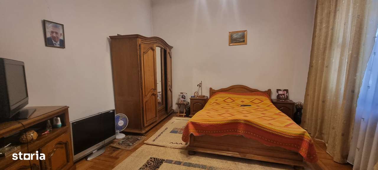 Inchiriez vila in Pitesti, zona ultracentrala, pentru locuinta, sediu - Imagine principală: 4/14