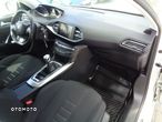 Peugeot 308 1.6 e-HDi Active S&S - 17