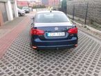 Volkswagen Jetta 1.2 TSI Comfortline - 11