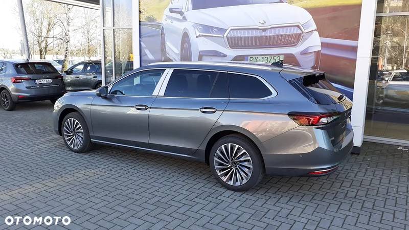 Skoda Superb 2.0 TDI SCR L&K DSG - 2