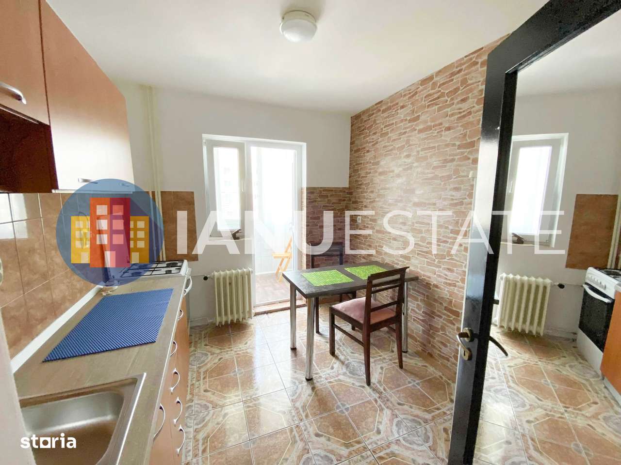 Piata Rahova Petre Ispirescu Margeanului Renovat Spatios Parcare - Imagine principală: 4/8