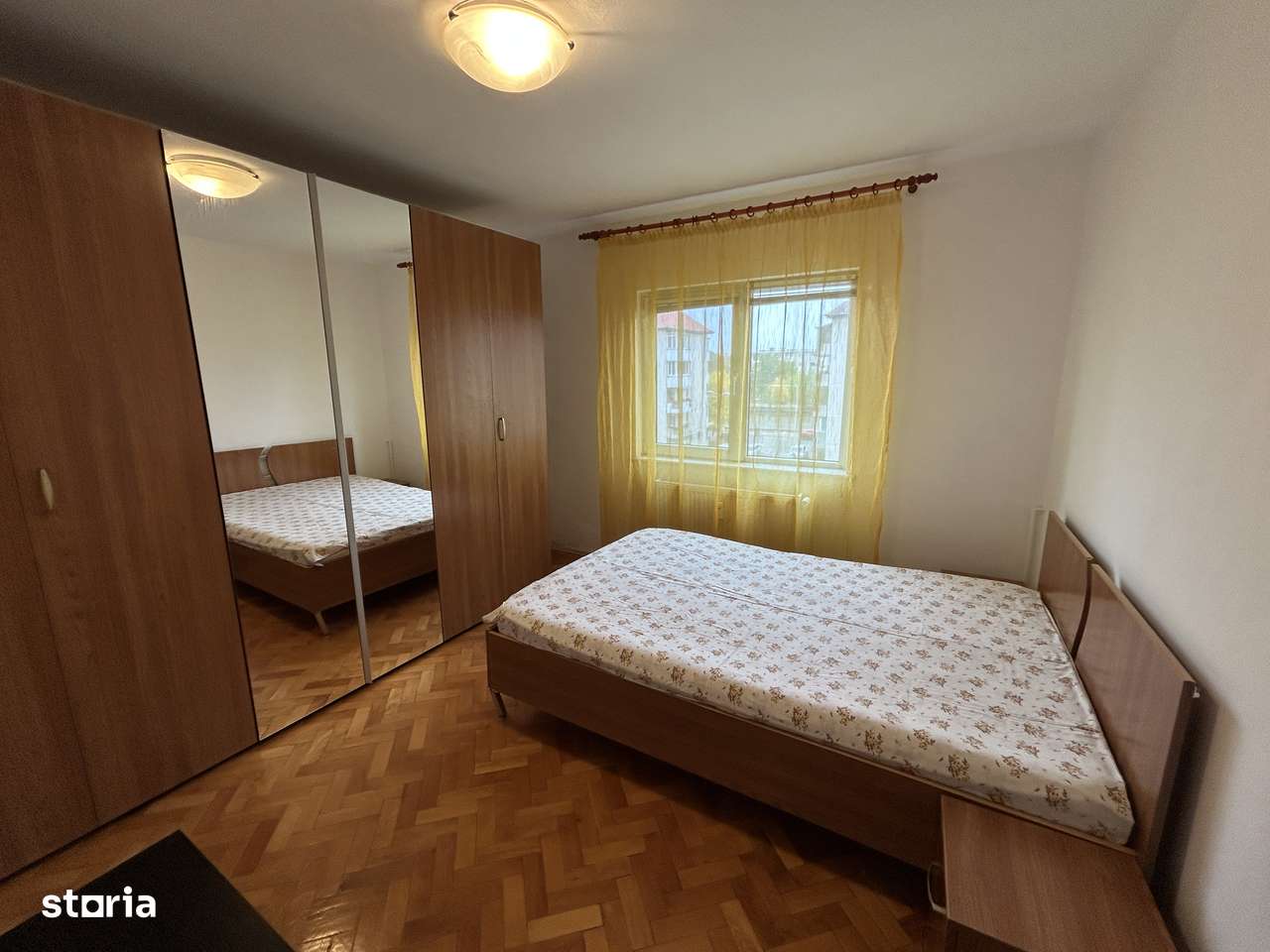Inchiriez apart.2 cam.dec.st.72 mp,Micalaca 300 pe Faleza, et.3/4. - Imagine principală: 5/11