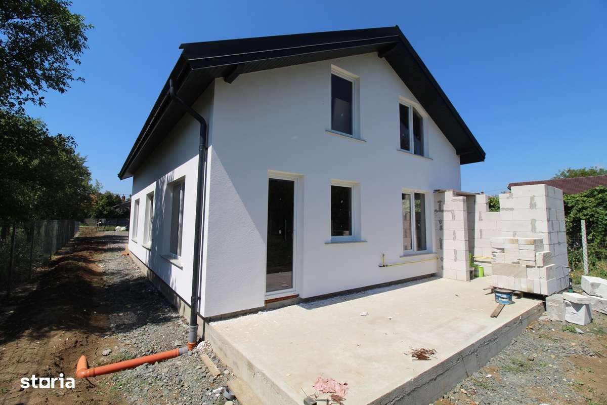 Vând casă P+M în Uroi, la 2km de Simeria, teren 1400mp, fs 12,5m - Imagine principală: 5/15