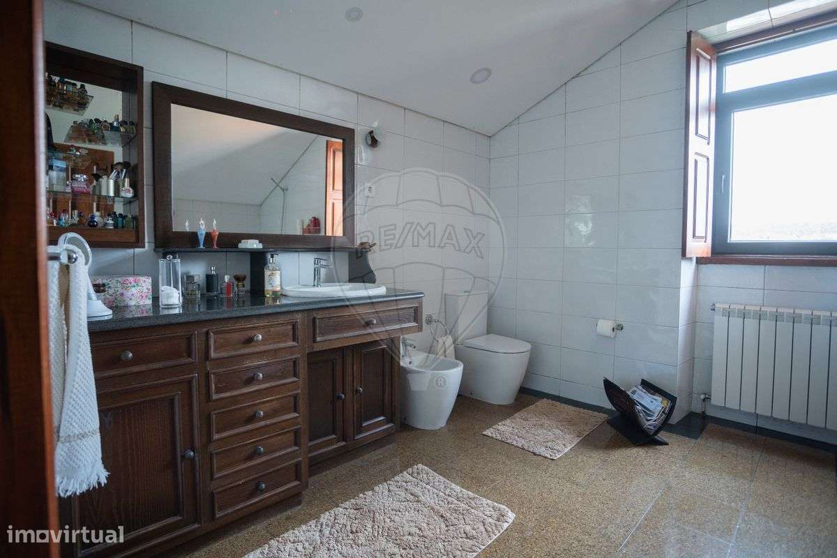 Moradia T7 para venda-20