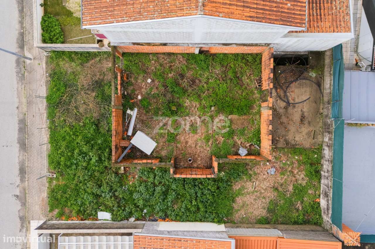 Terreno com 250 m2 para construção em Vila de Prado - Grande imagem: 5/20