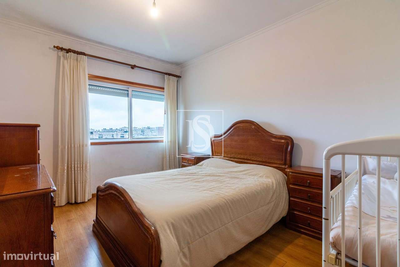 Apartamento T3 em Lamaçães – Braga | Prédio com Obras Estruturais Já A-11