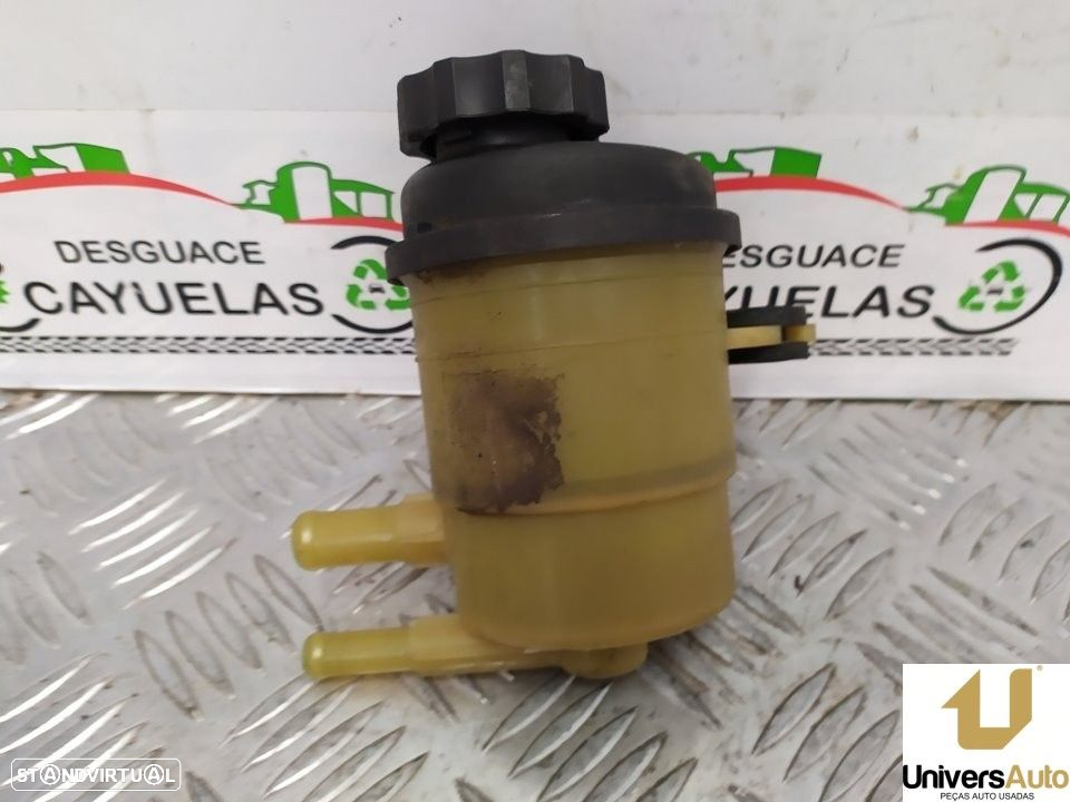 DEPOSITO SERVO KIA CERATO SEDAN 2004 -57150-2F000 - 2