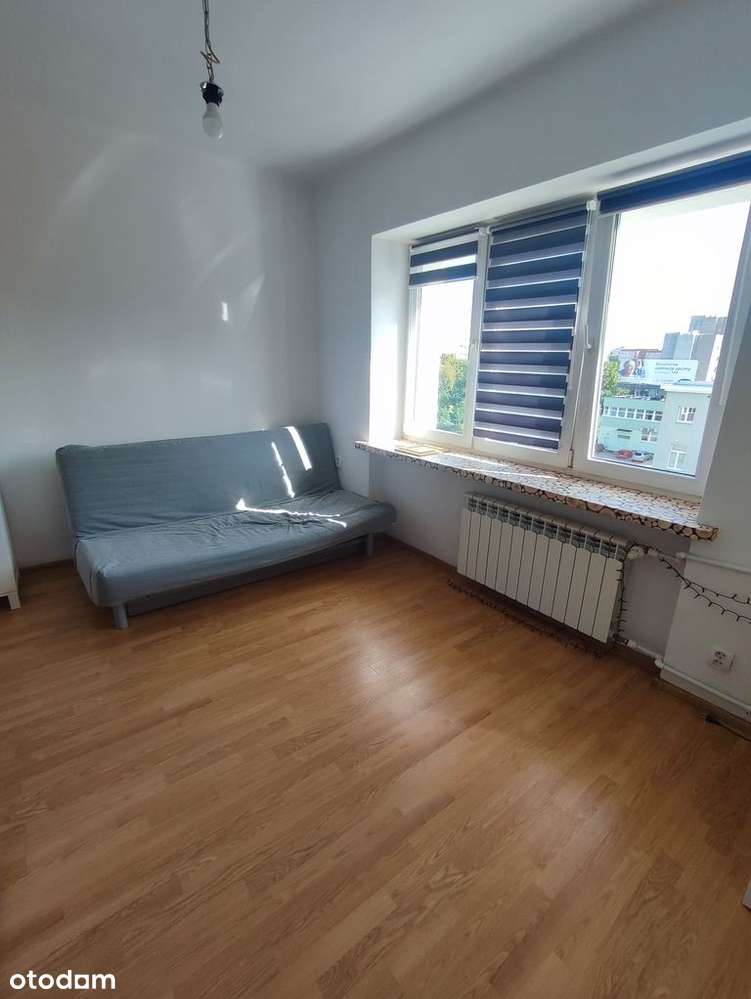 Kawalerka z pięknym widokiem na centrum! - Pełny obrazek: 4/12