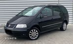 Volkswagen Sharan 1.8T Highline - 1